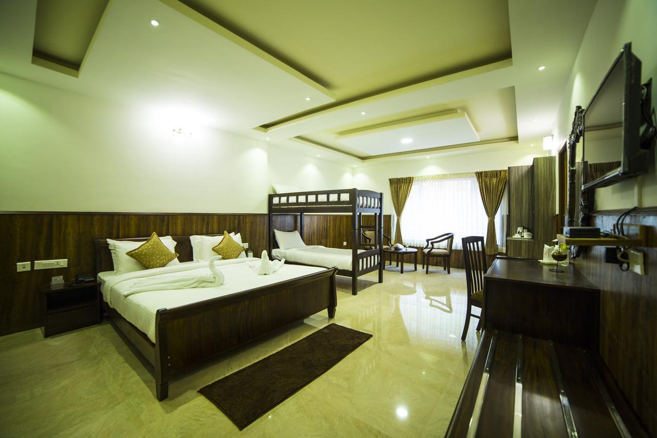 Lakshmi Holiday Resort Котагири Екстериор снимка