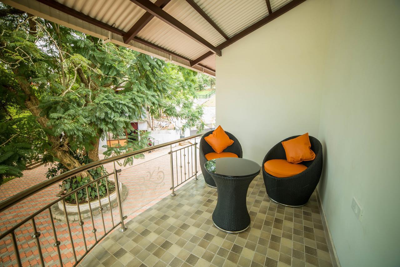 Lakshmi Holiday Resort Котагири Екстериор снимка